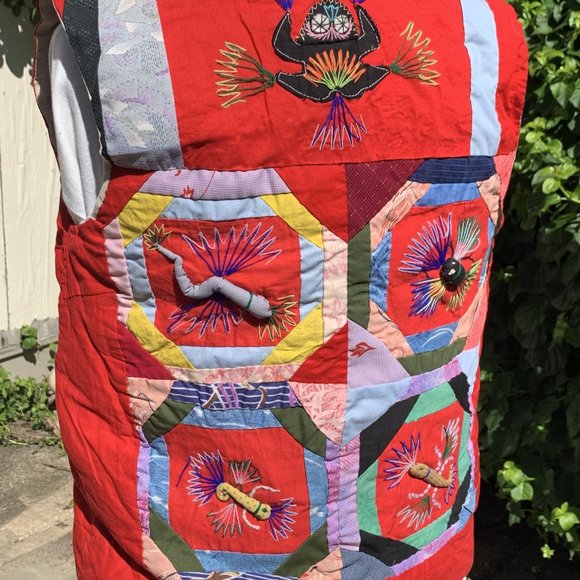 Women's Vest - Picture 14 of 16